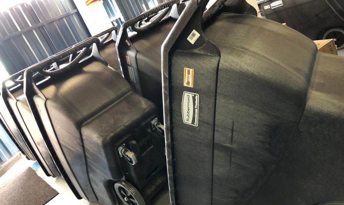 Carros Volcadores Rubbermaid